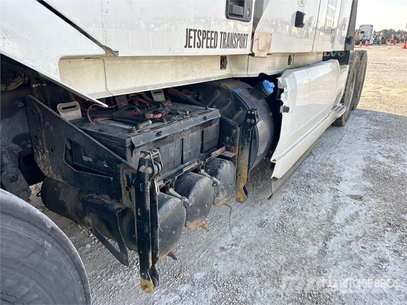 Volvo VNL Vilcēji