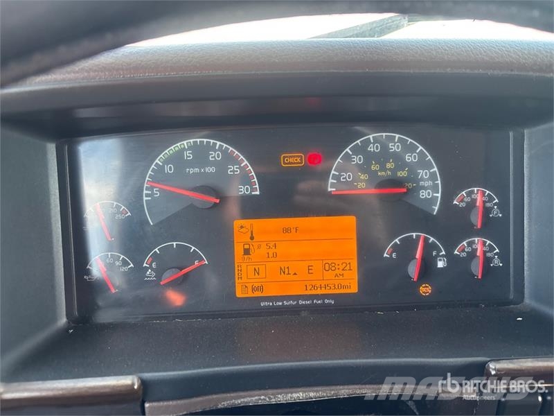 Volvo VNL Ťahače