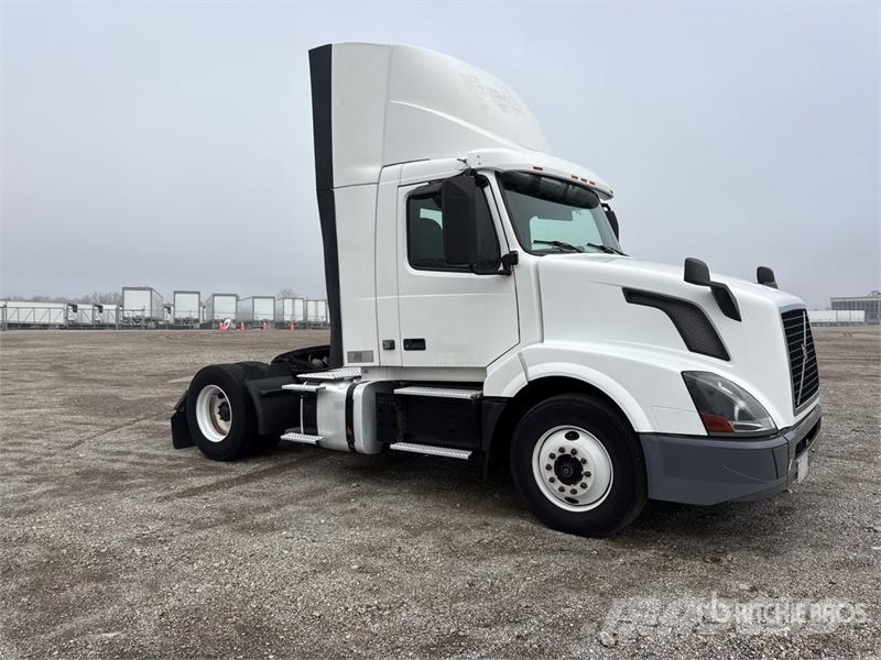 Volvo VNL Nyergesvontatók