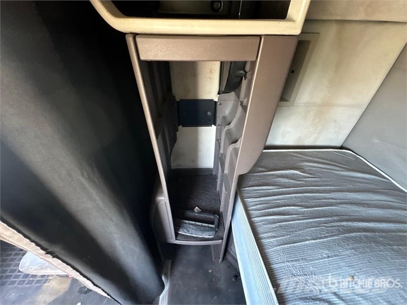 Volvo VNL Tegljači