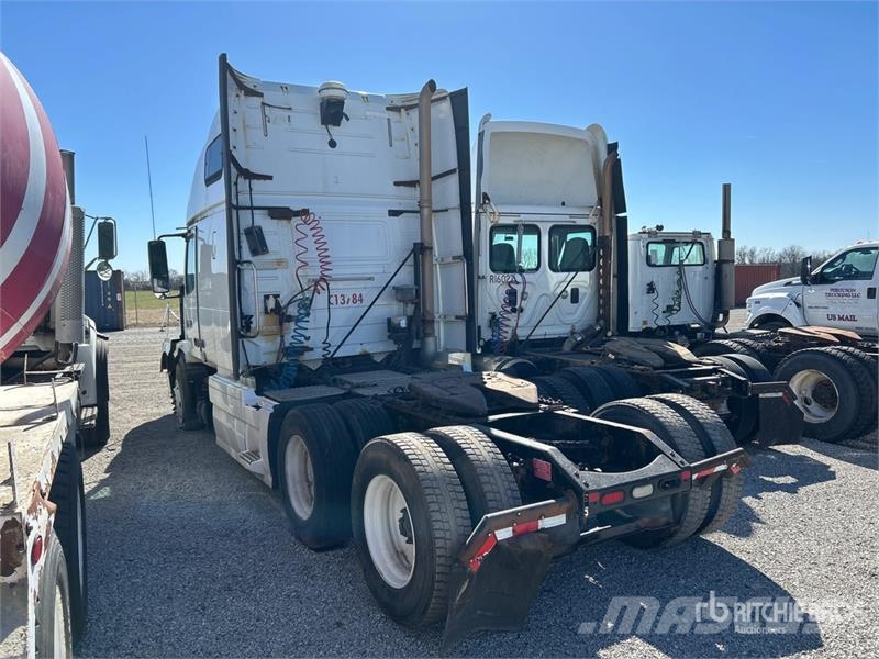 Volvo VNL Trekkers