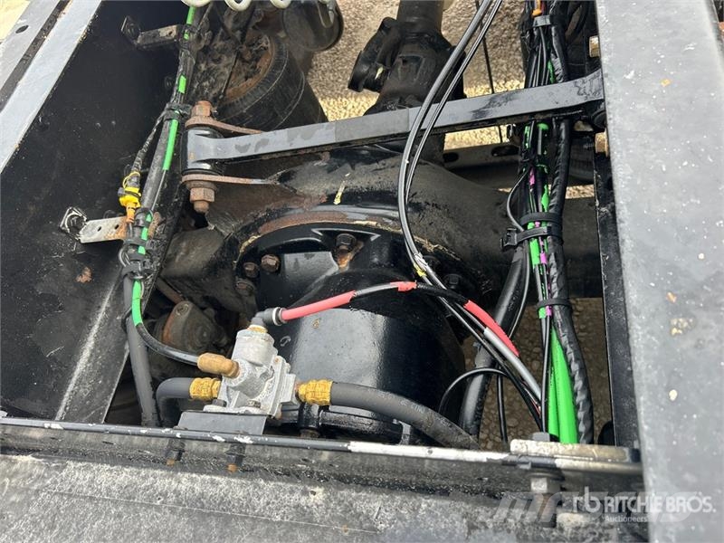 Volvo VNL Sadulveokid