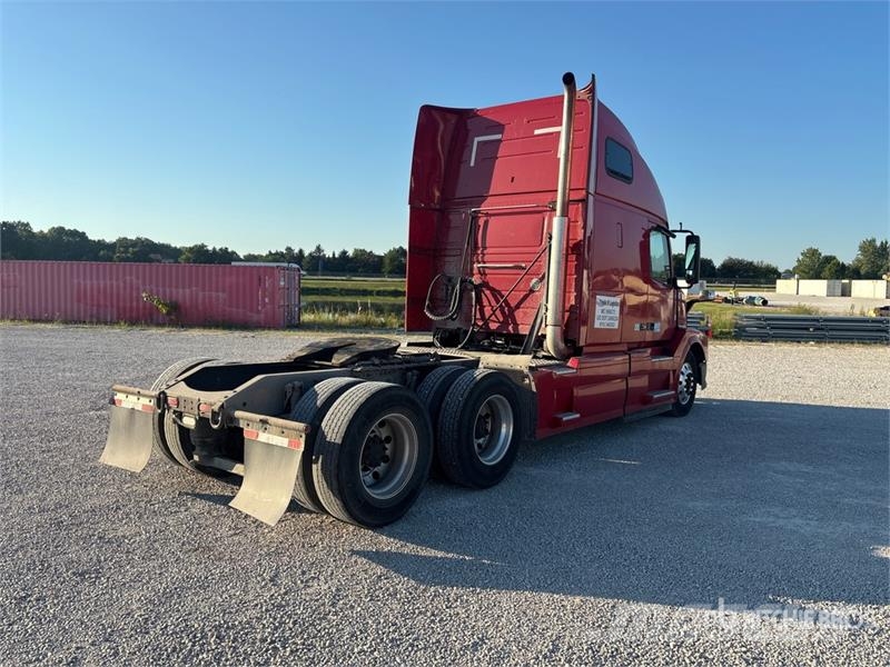 Volvo VNL Trækkere