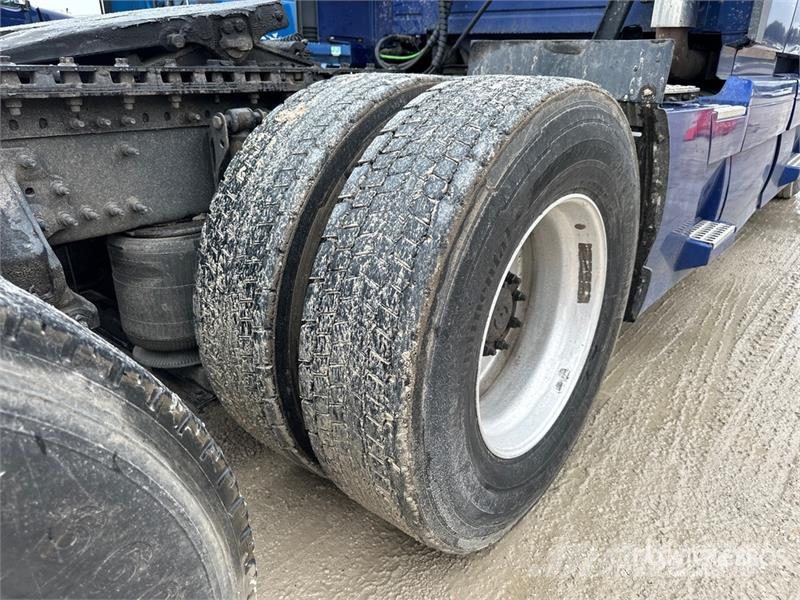 Volvo VNL Cavalos mecânicos