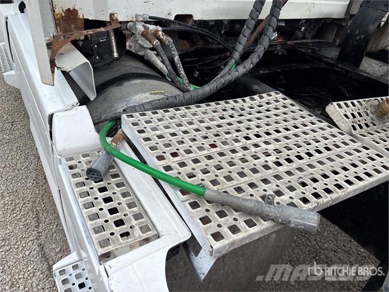 Volvo VNL Autotractoare