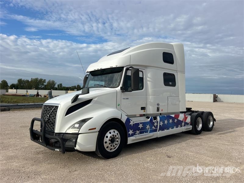 Volvo VNL Motrici e Trattori Stradali