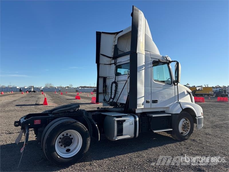 Volvo VNL Cabezas tractoras