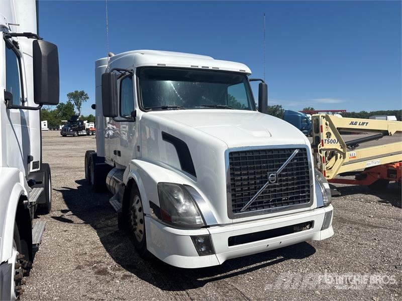 Volvo VNL Trekkers