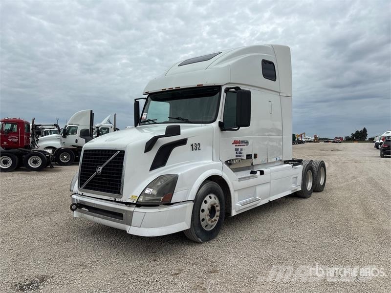 Volvo VNL Autotractoare