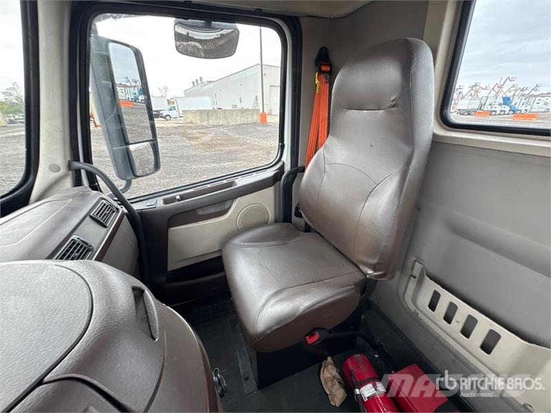 Volvo VNL Vlačilci
