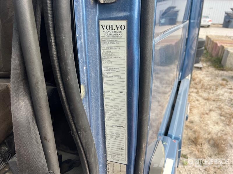 Volvo VNL Trekkers