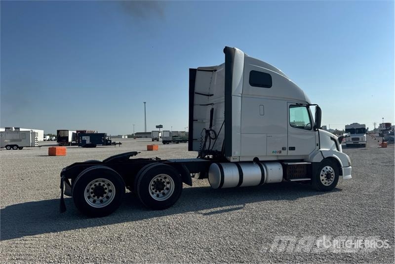 Volvo VNL Tegljači