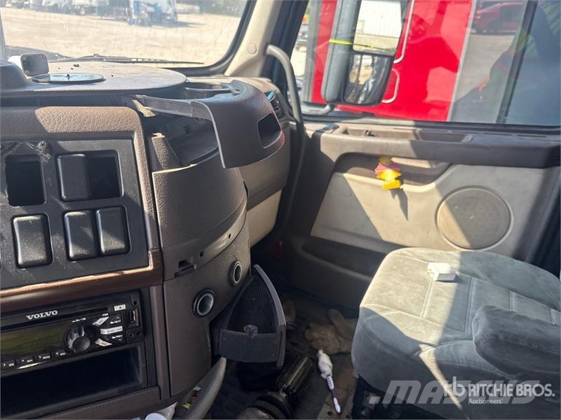 Volvo VNL Prime Movers
