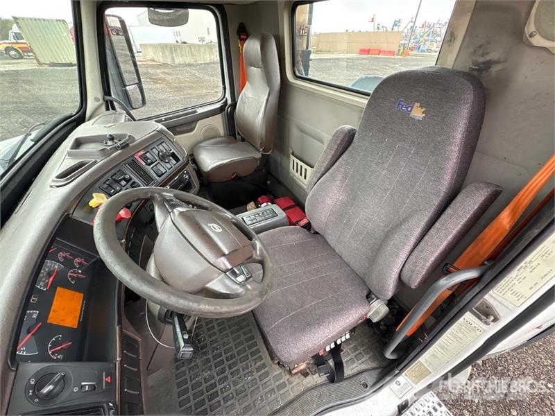 Volvo VNL Vlačilci