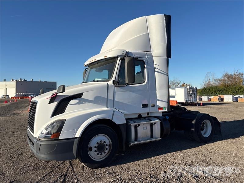 Volvo VNL Cabezas tractoras