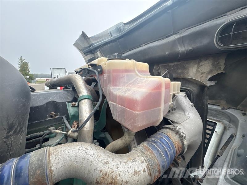 Volvo VNL Vilcēji