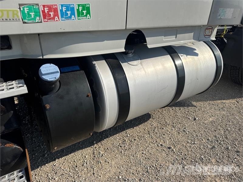 Volvo VNL Tegljači