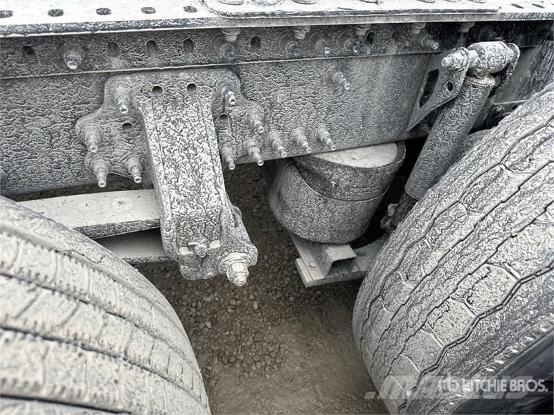 Volvo VNL Sattelzugmaschinen
