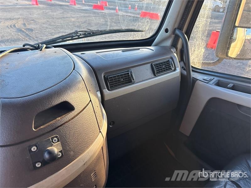 Volvo VNL Cabezas tractoras