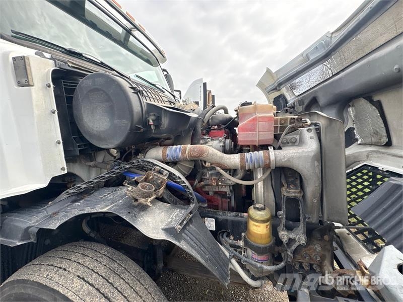 Volvo VNL Tegljači