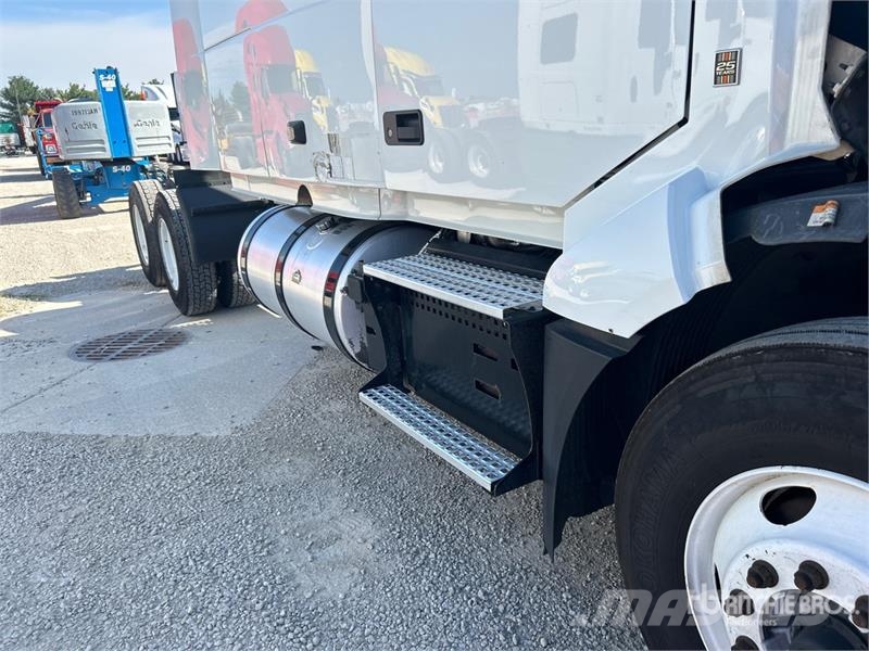 Volvo VNL Dragbilar