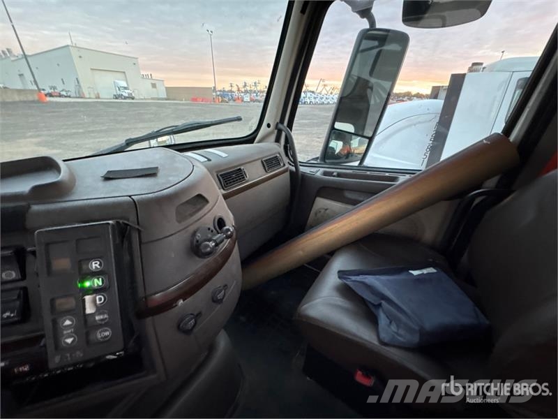 Volvo VNL Nyergesvontatók