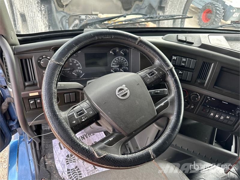 Volvo VNL Sattelzugmaschinen