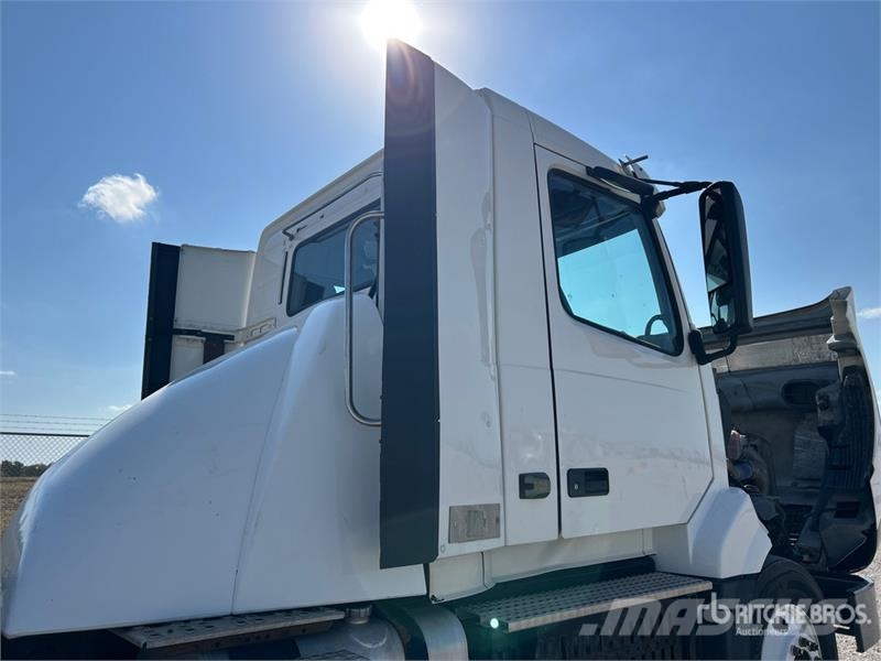 Volvo VNL Camiones tractor
