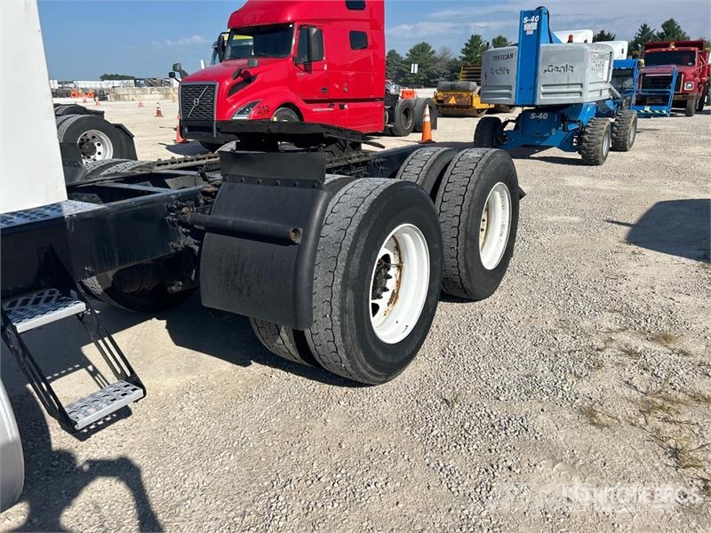 Volvo VNL Dragbilar