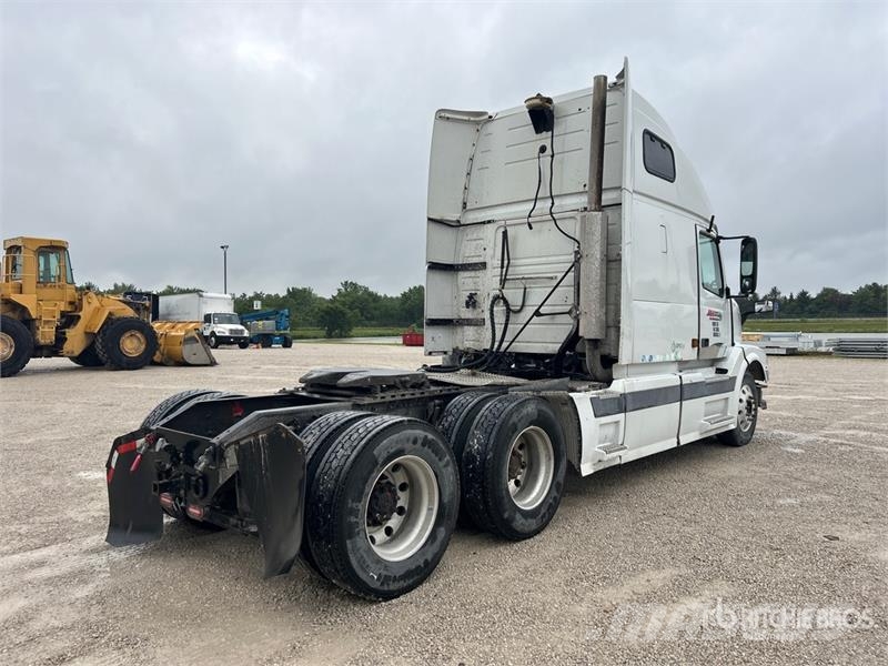 Volvo VNL Trekkers