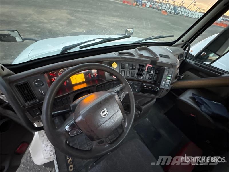 Volvo VNL Nyergesvontatók