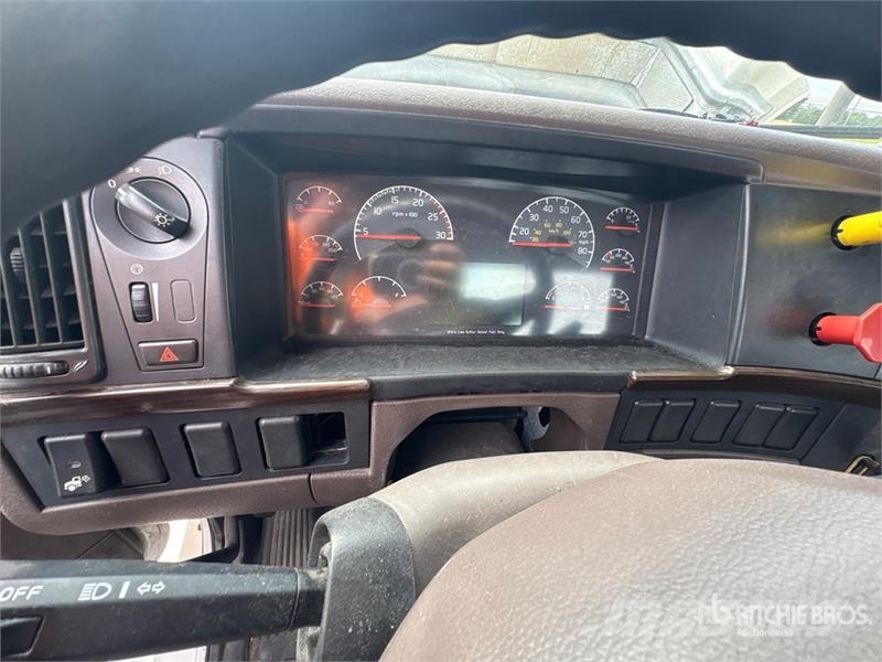 Volvo VNL Tegljači