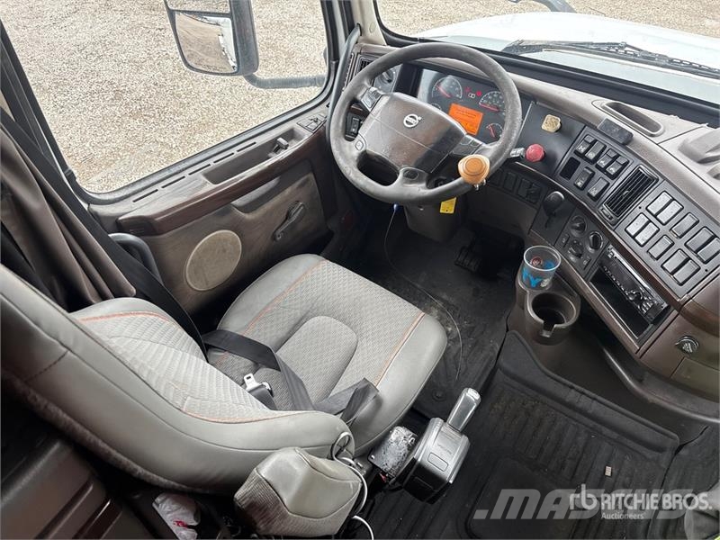 Volvo VNL Τράκτορες