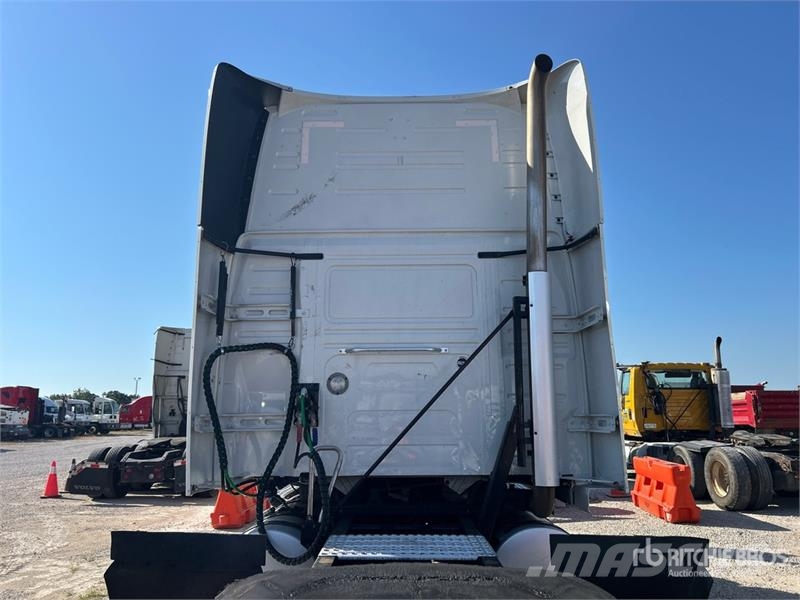 Volvo VNL Dragbilar