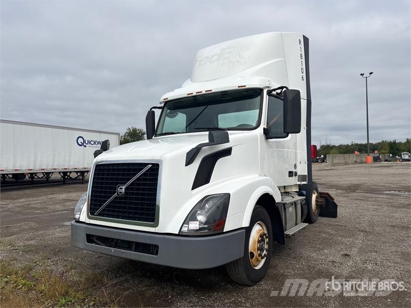 Volvo VNL Tegljači