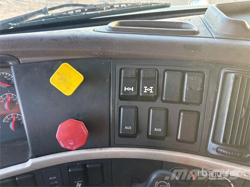 Volvo VNL Cabezas tractoras