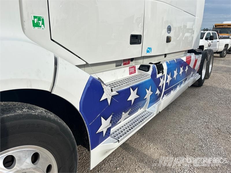 Volvo VNL Sadulveokid
