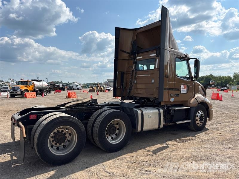 Volvo VNL Vilcēji