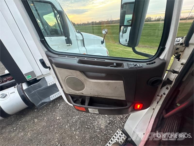 Volvo VNL Nyergesvontatók