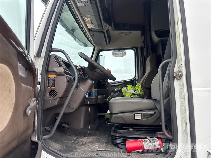 Volvo VNL Τράκτορες