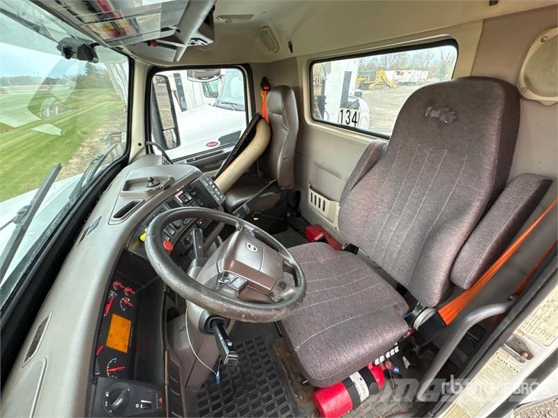 Volvo VNL Nyergesvontatók