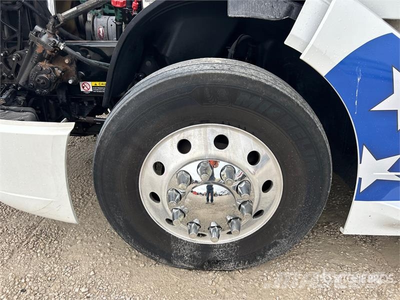 Volvo VNL Vilcēji