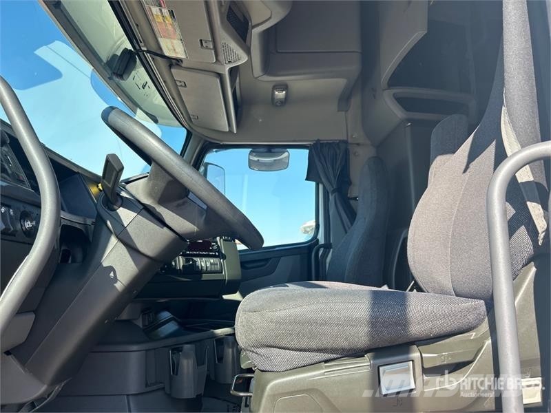 Volvo VNL Dragbilar