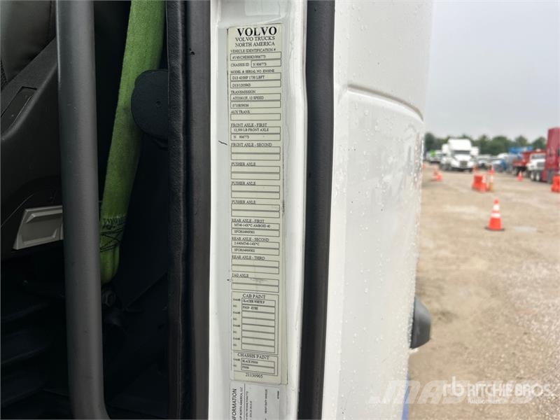 Volvo VNL Vilcēji