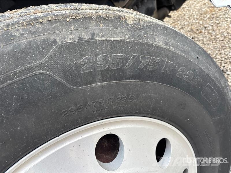 Volvo VNL Τράκτορες