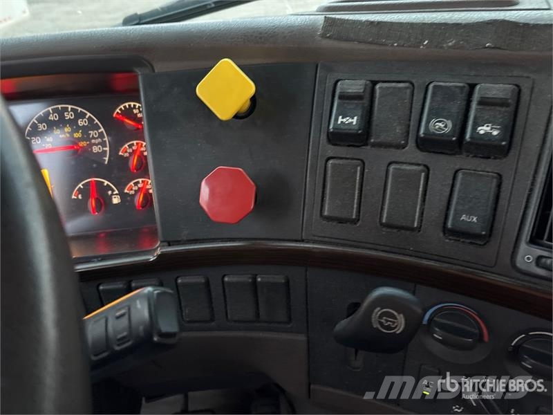 Volvo VNL Nyergesvontatók