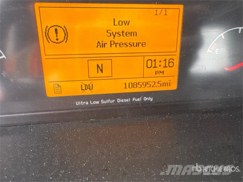 Volvo VNL Vlačilci
