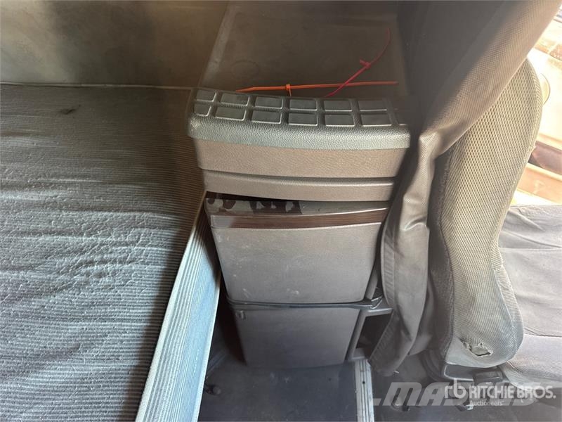Volvo VNL Tegljači