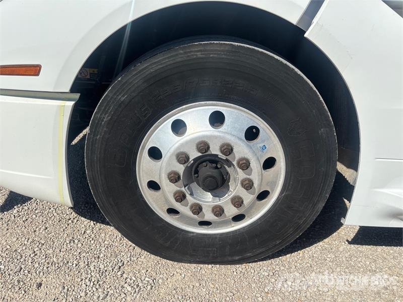 Volvo VNL Ťahače