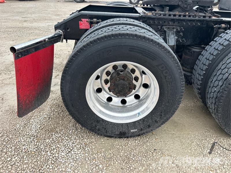Volvo VNL Vilcēji